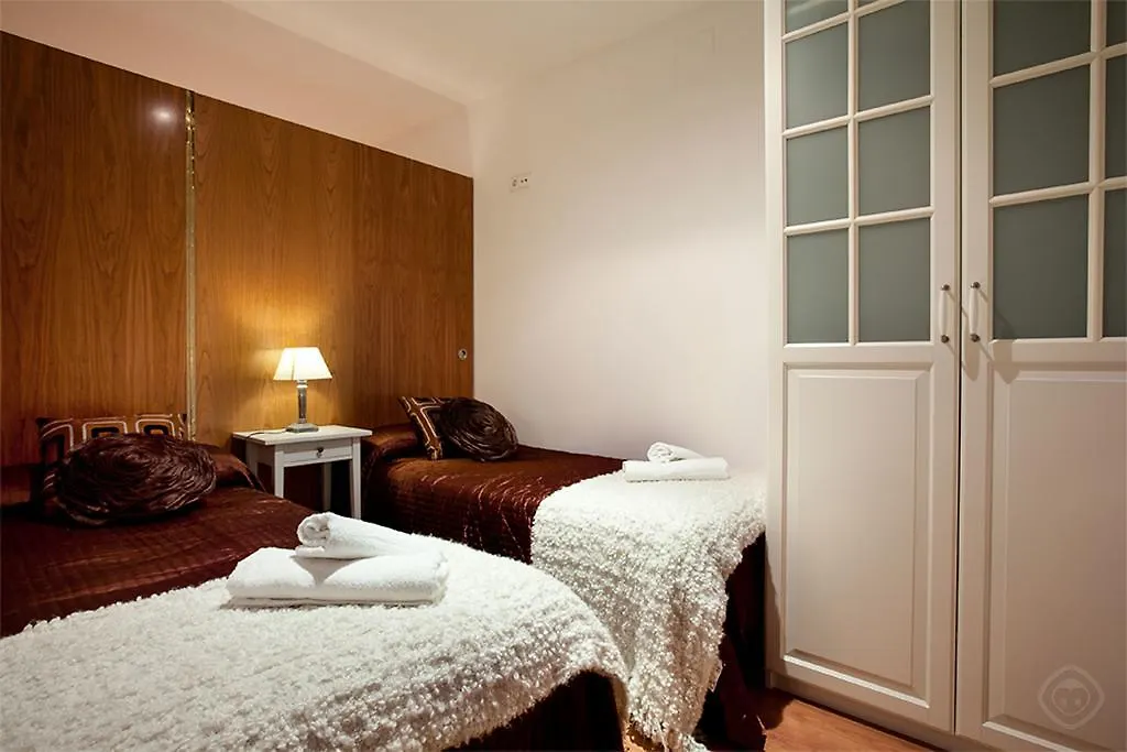 Sagrada Familia Apartment برشلونة