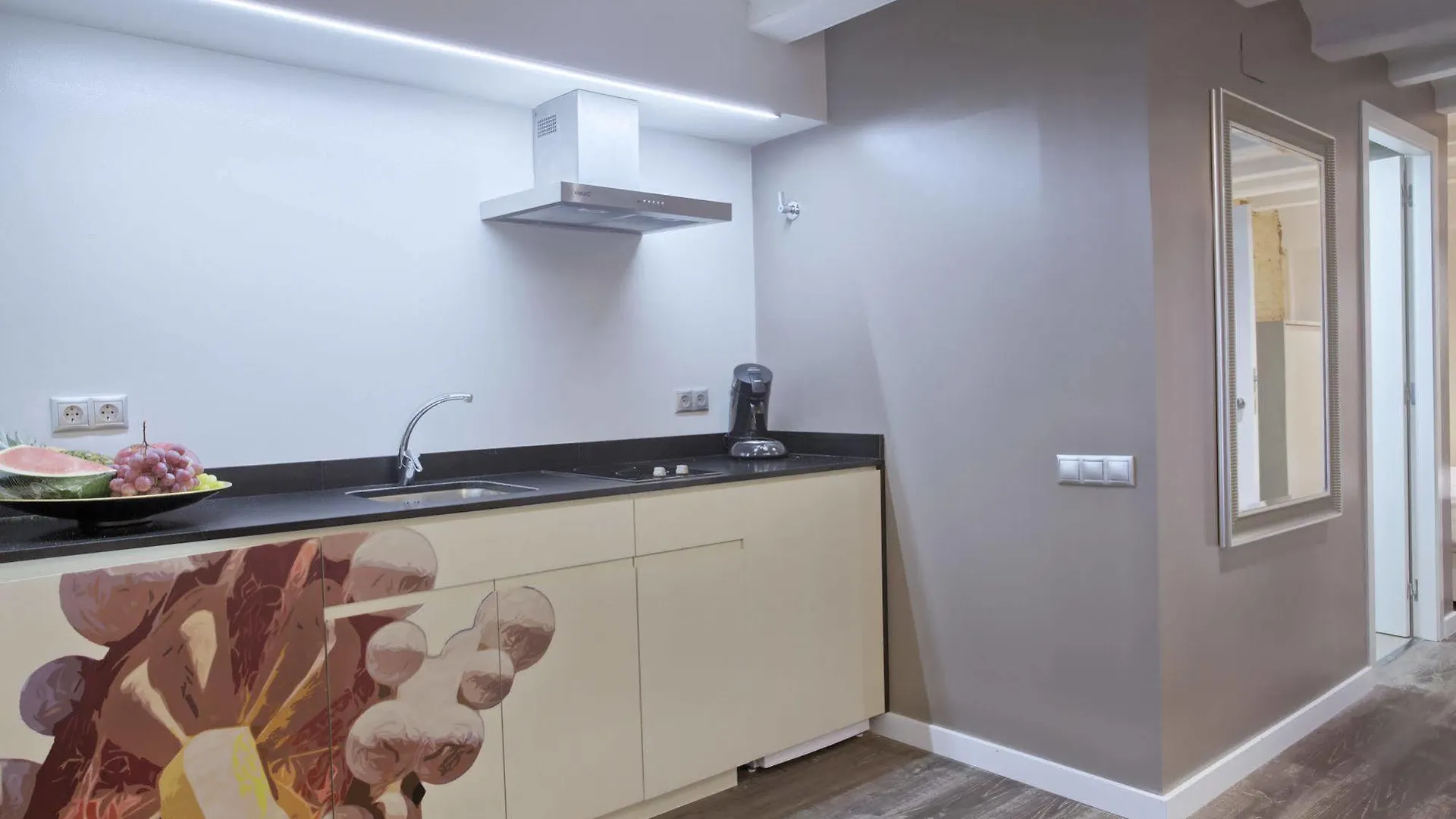 Sagrada Familia Apartment Barcelona 0*,