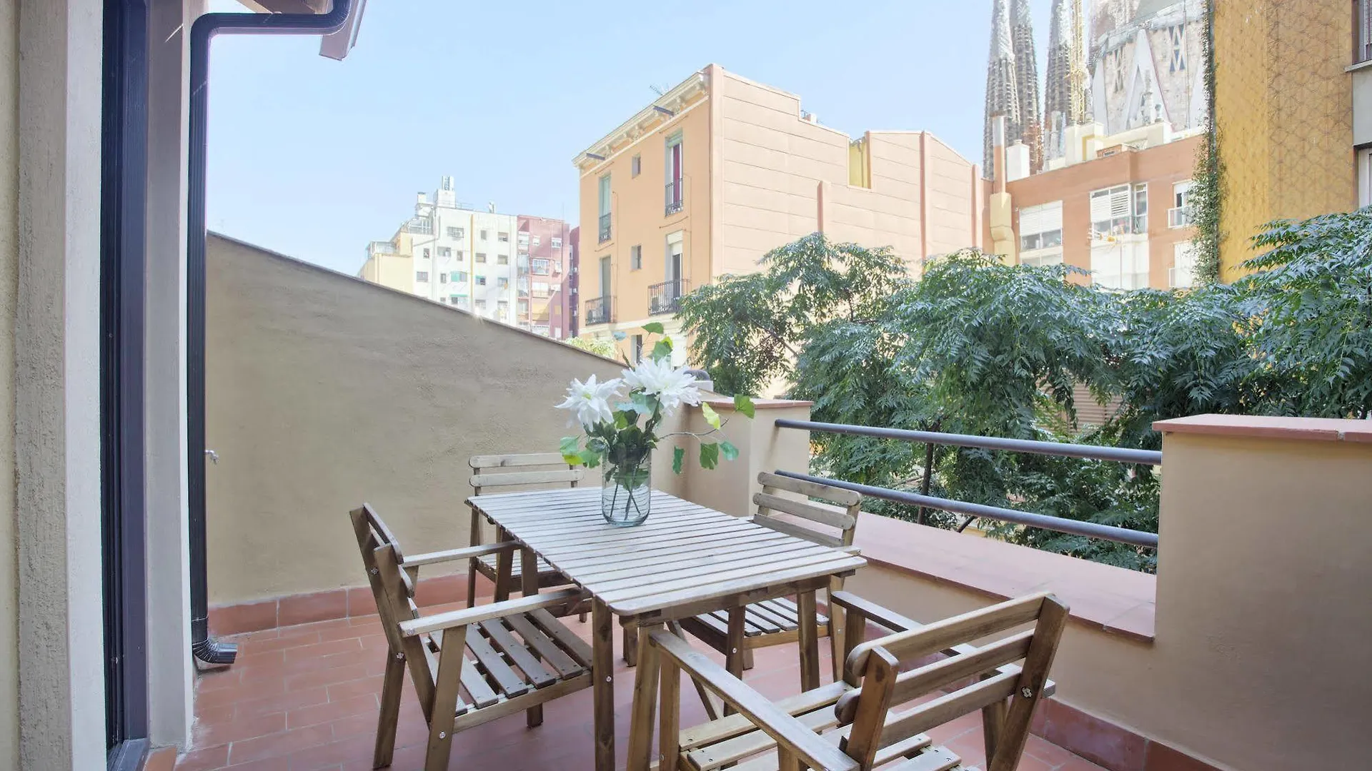 Sagrada Familia Apartment Barcelona