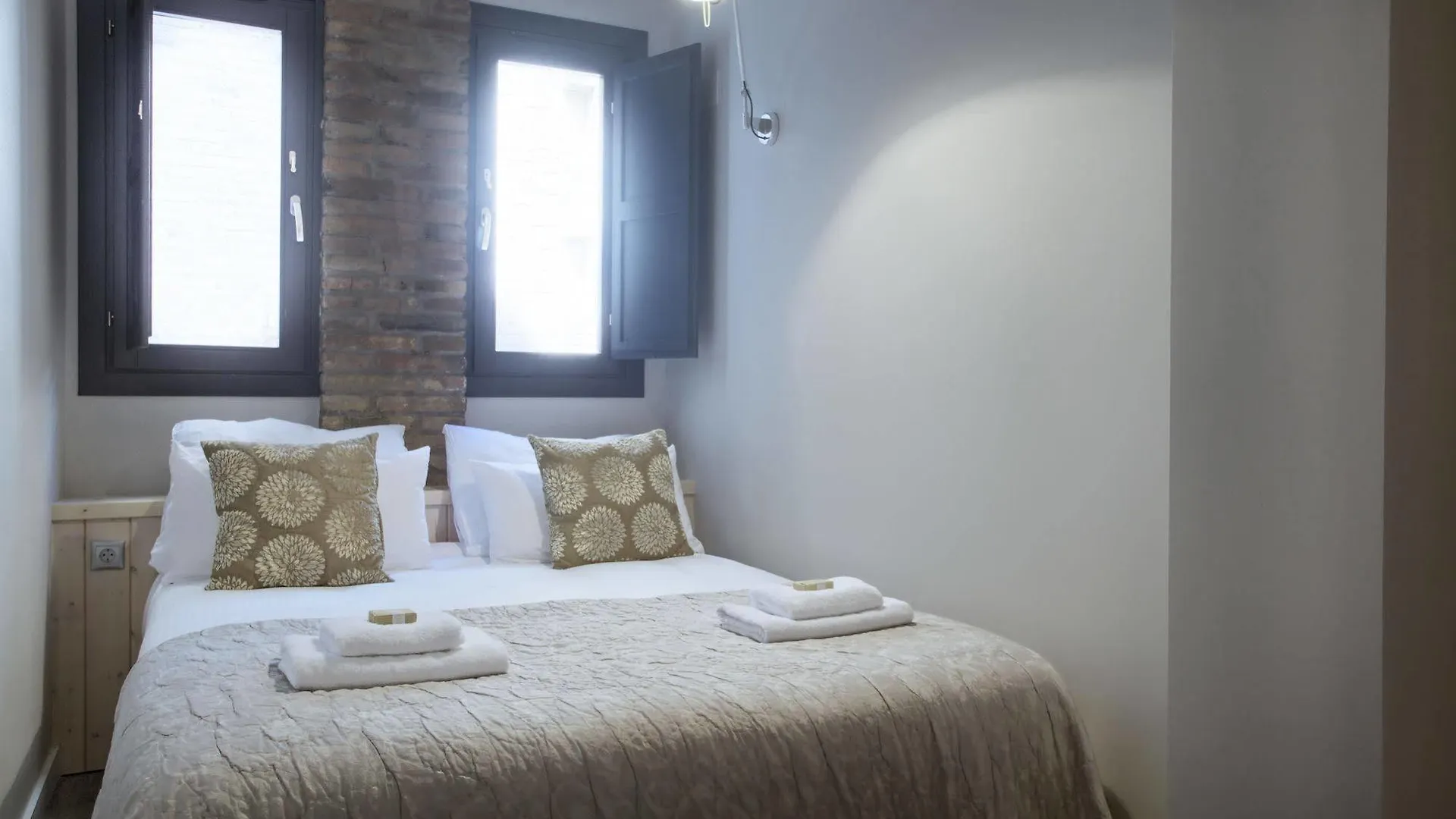 Sagrada Familia Apartment Barcelona