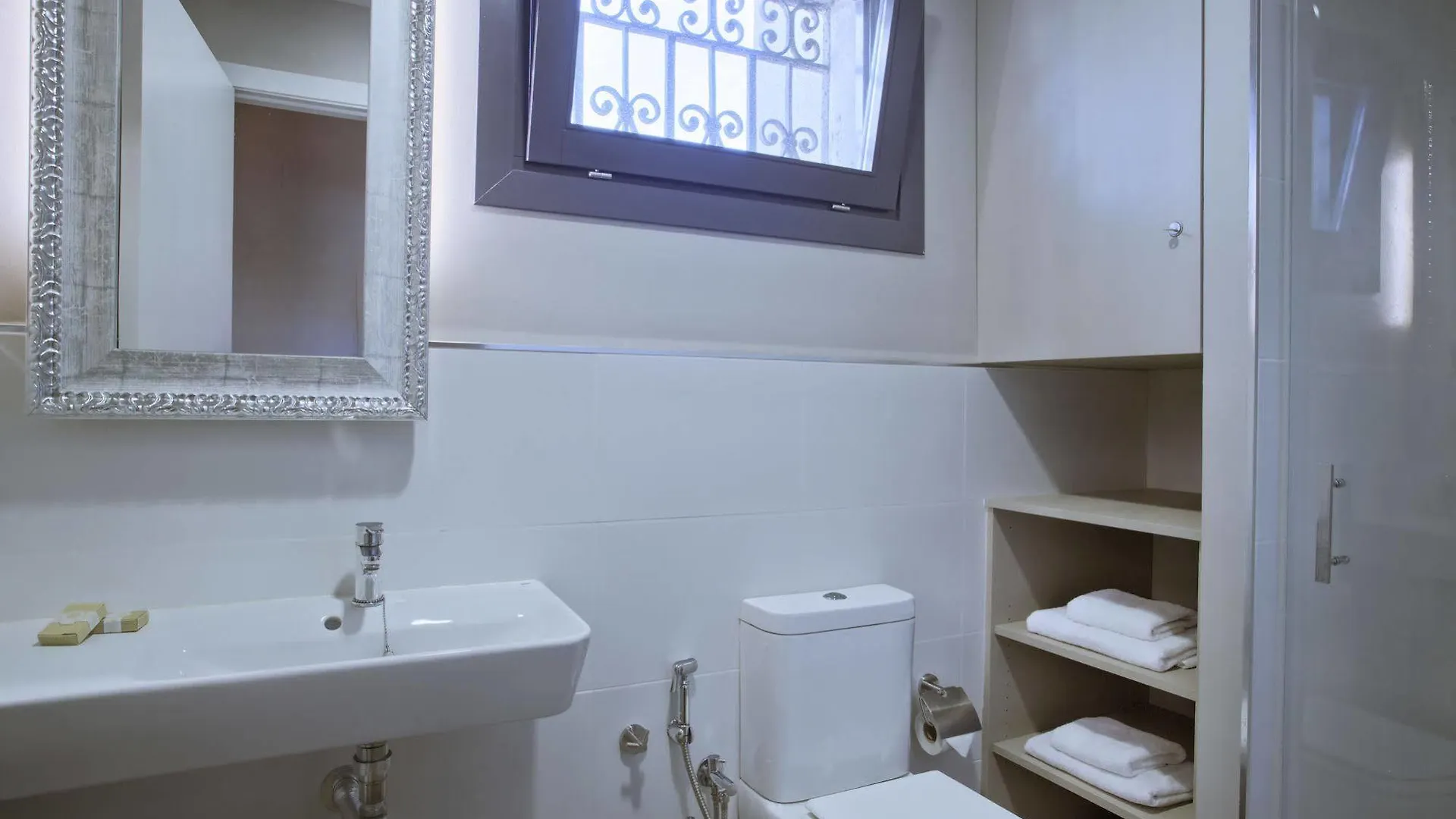 Sagrada Familia Apartment 巴塞罗那